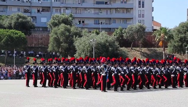 Reggio Calabria: l'ingresso della Fanfara del 12Â° Battaglione Carabinieri â€œSiciliaâ€ per il giuramento