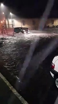 Maltempo in Calabria, nubifragio a Palmi: la nuova rotatoria Ã¨ giÃ un disastro