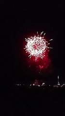 Messina in festa per la Vara: i fuochi d'artificio illuminano lo Stretto