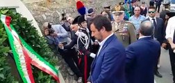 Salvini a San Luca: deposizione di una corona al monumento in onore del Brigadiere Tripodi