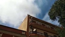 Reggio Calabria: le immagini dell'incendio della canna fumaria del locale Barbecue
