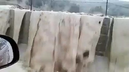 Alluvione a Crotone, esonda il fiume Neto