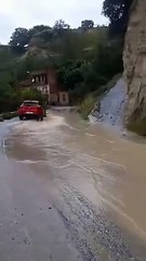 Reggio Calabria: strada provinciale a Catona completamente allagata