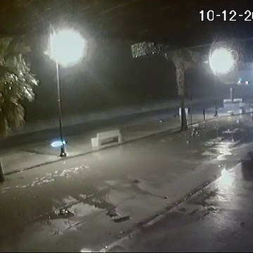 Maltempo, la mareggiata della scorsa notte a Scilla (Reggio Calabria)