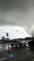 Crotone, spaventoso tornado si abbatte sul Centro Commerciale Le Spighe