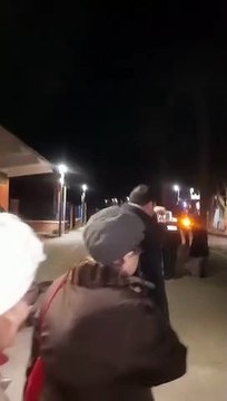 Treni nel caos per il forte vento, odissea per migliaia di passeggeri nella notte al Sud