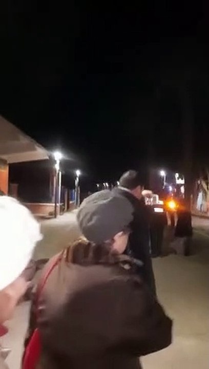 Treni nel caos per il forte vento, odissea per migliaia di passeggeri nella notte al Sud