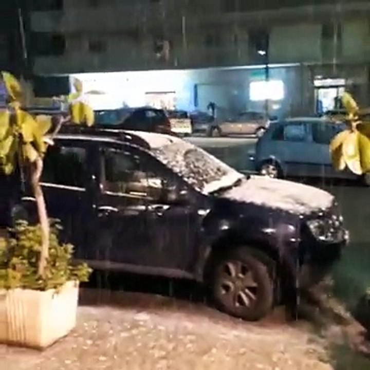 Palermo, la neve imbianca il centro storico del capoluogo siciliano