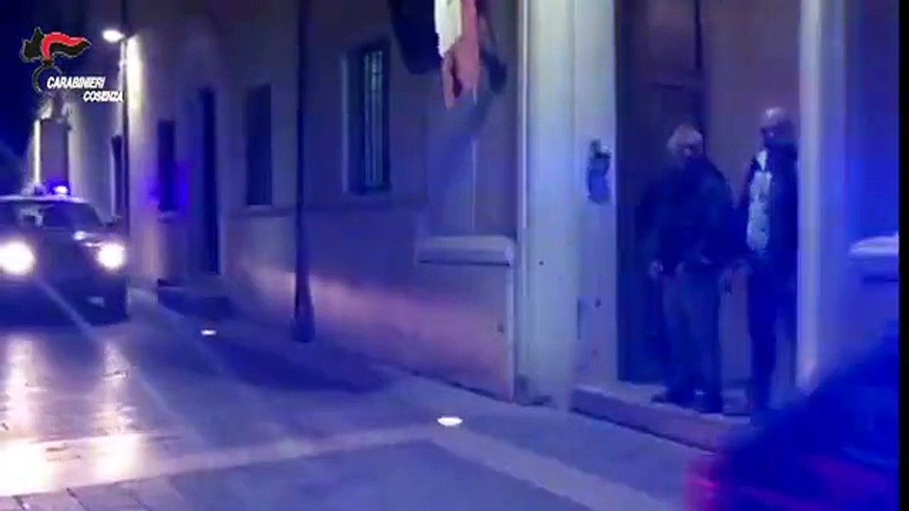 Calabria: le immagini degli arresti per spaccio e tentata estorsione