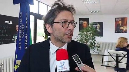 Reggio Calabria: al Liceo â€œVoltaâ€ la cerimonia dâ€™installazione della â€œPietra dâ€™inciampoâ€, intervista ad Enrico Tromba