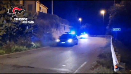 Reggio Calabria, rapinavano i cacciatori in Aspromonte: 7 arresti, le immagini