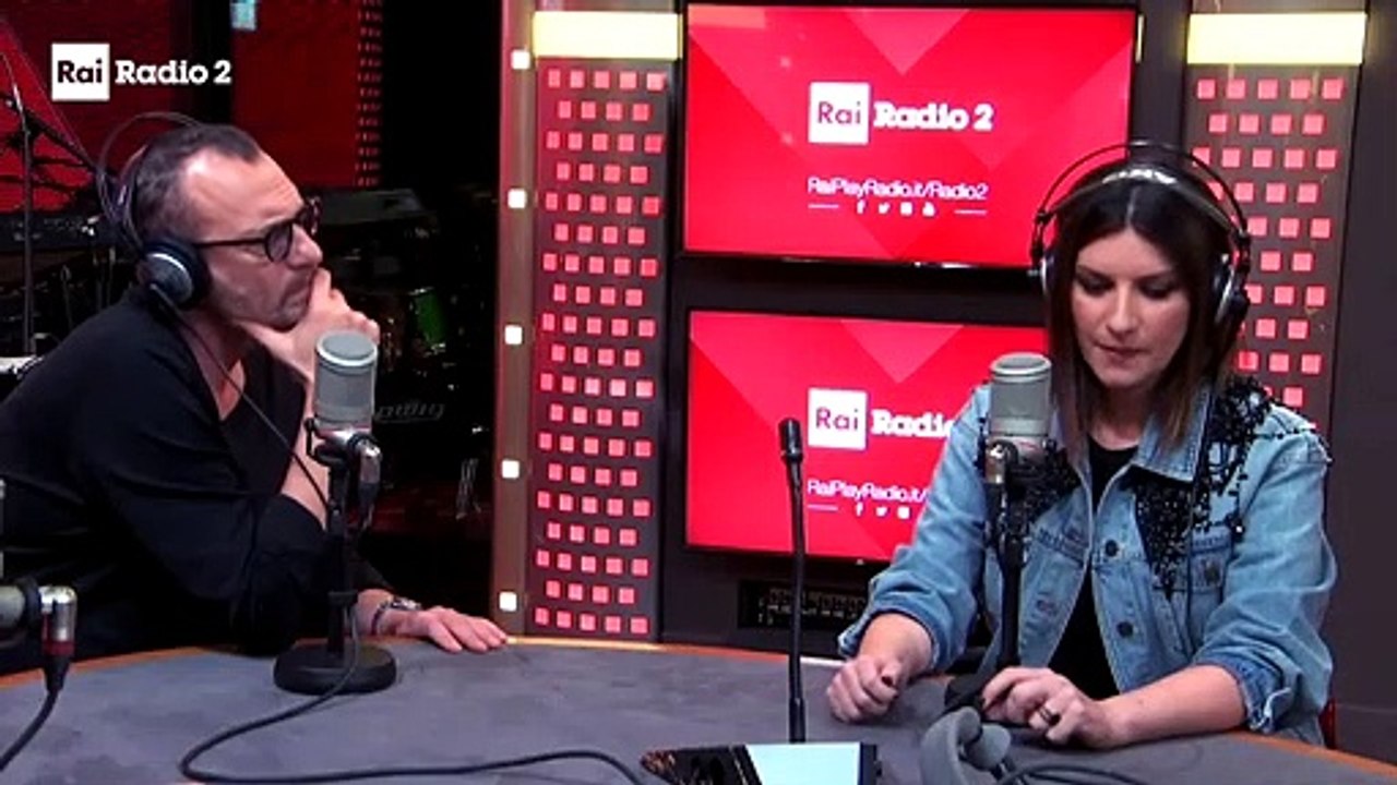 Laura Pausini si commuove ricordando Matteo, il ragazzo morto nel 2012 montando il palco per un suo concerto a Reggio Calabria