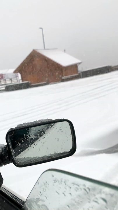 Meteo, freddo e neve in Sicilia: la bufera di neve di GiovedÃ¬ pomeriggio sull'Etna