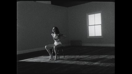 PJ Harvey - BTS Making Of Man - Size