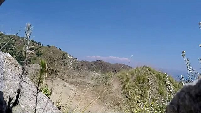 Ordigno bellico a Messina, le immagini dell'esplosione nella cava di Santo Stefano Briga