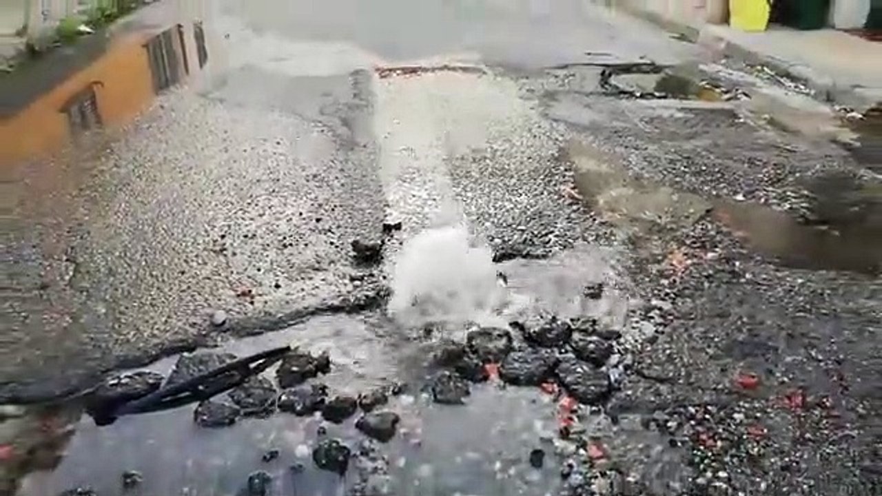Reggio Calabria: zona tra Sbarre e Viale Calabria completamente allagata a causa di una grossa perdita d'acqua