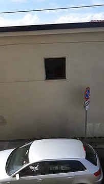 Reggio Calabria, i residenti di via Galvani: non possiamo piÃ¹ vivere con il rumore continuo di una grata . Ecco le immagini