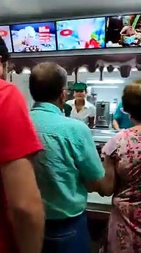 Cesare porta il gelato di Reggio Calabria in Spagna: 'inaugurazione della nuova gelateria a Malaga