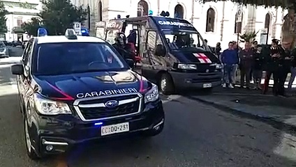 Video Reggio Calabria, le immagini dell'esercitazione dei Carabinieri in caso di attacco terroristico