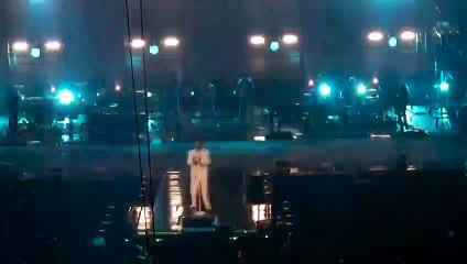 Alcuni momenti del concerto di Marco Mengoni al PalaCalafiore di Reggio Calabria