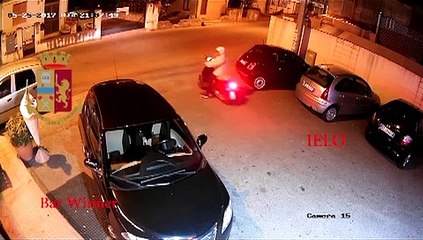 Reggio Calabria, tabaccaio ucciso brutalmente: le immagini