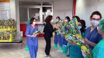 Messina: le immagini della consegna delle uova di Pasqua al Covid Hospital