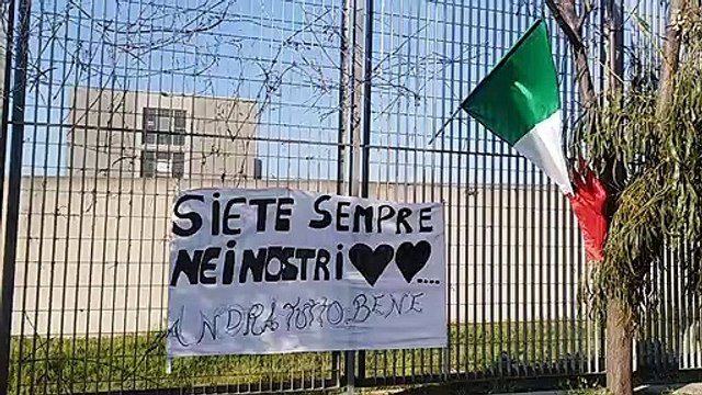 Coronavirus a Reggio Calabria: i detenuti del carcere di ArghillÃ cantano lâ€™Inno di Mameli