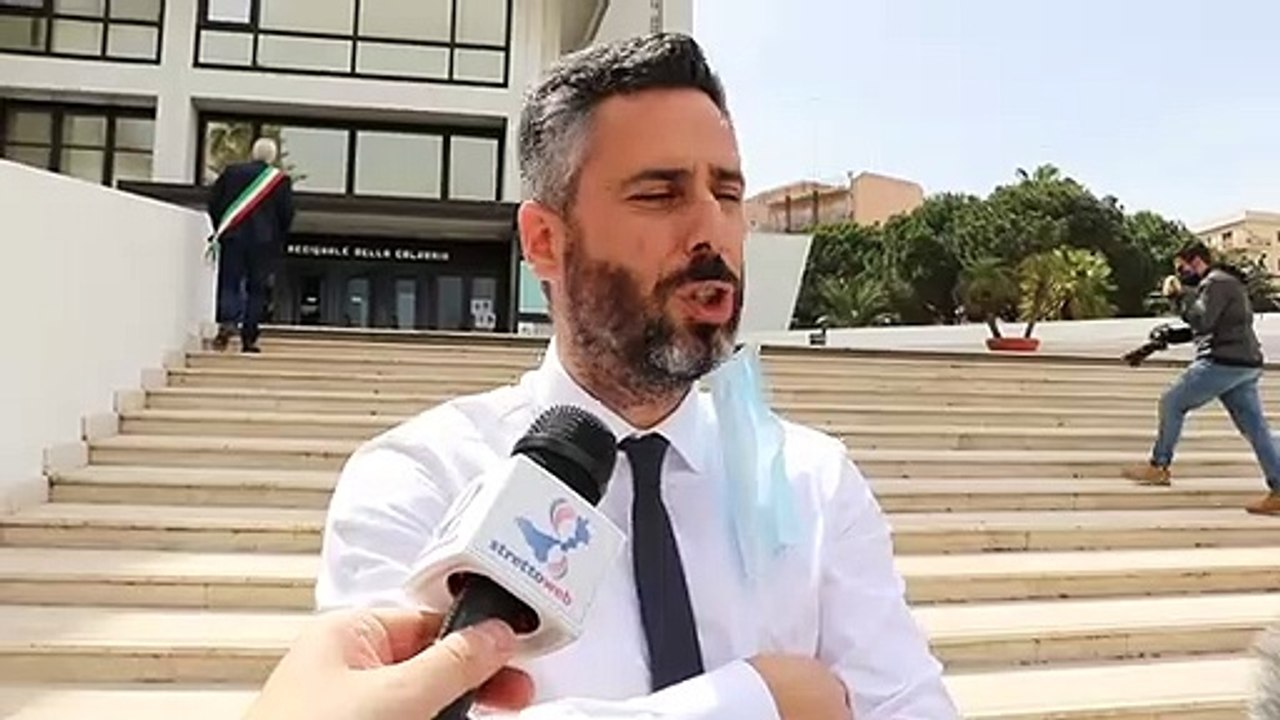 Emergenza rifiuti a Reggio Calabria, il vicesindaco Neri: "situazione difficile, alcuni hanno iniziato a bruciare i rifiuti"