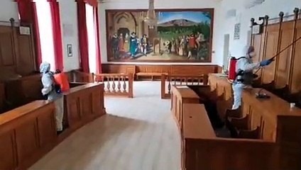 La Brigata Aosta impegnati a sanificare le sedi istituzionali nelle province di Catania, Messina e Trapani