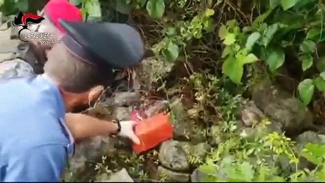 Reggio Calabria: le immagini del bunker rinvenuto a CiminÃ 