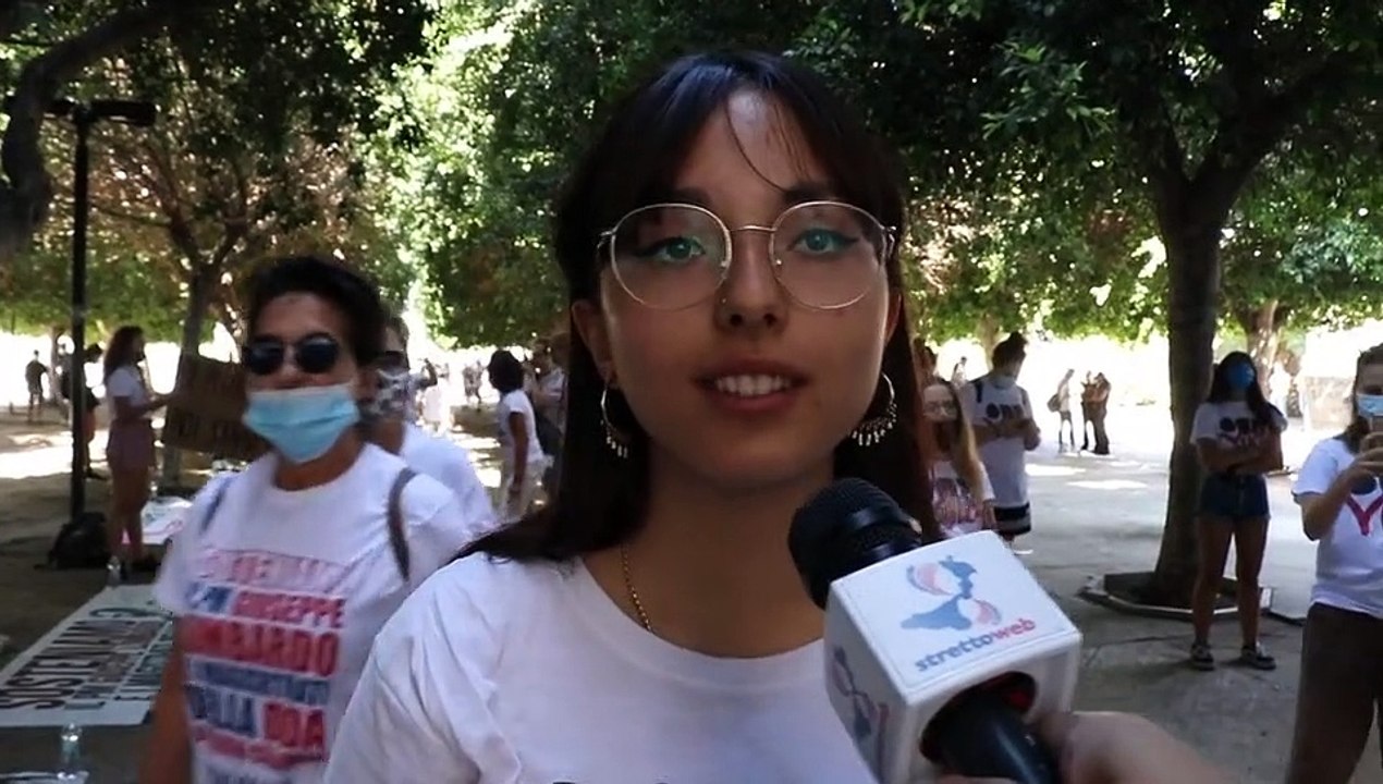 â€˜Ndrangheta Stragista: sit-in a Reggio Calabria a sostegno del pm Lombardo, le parole di Sonia Bongiovanni