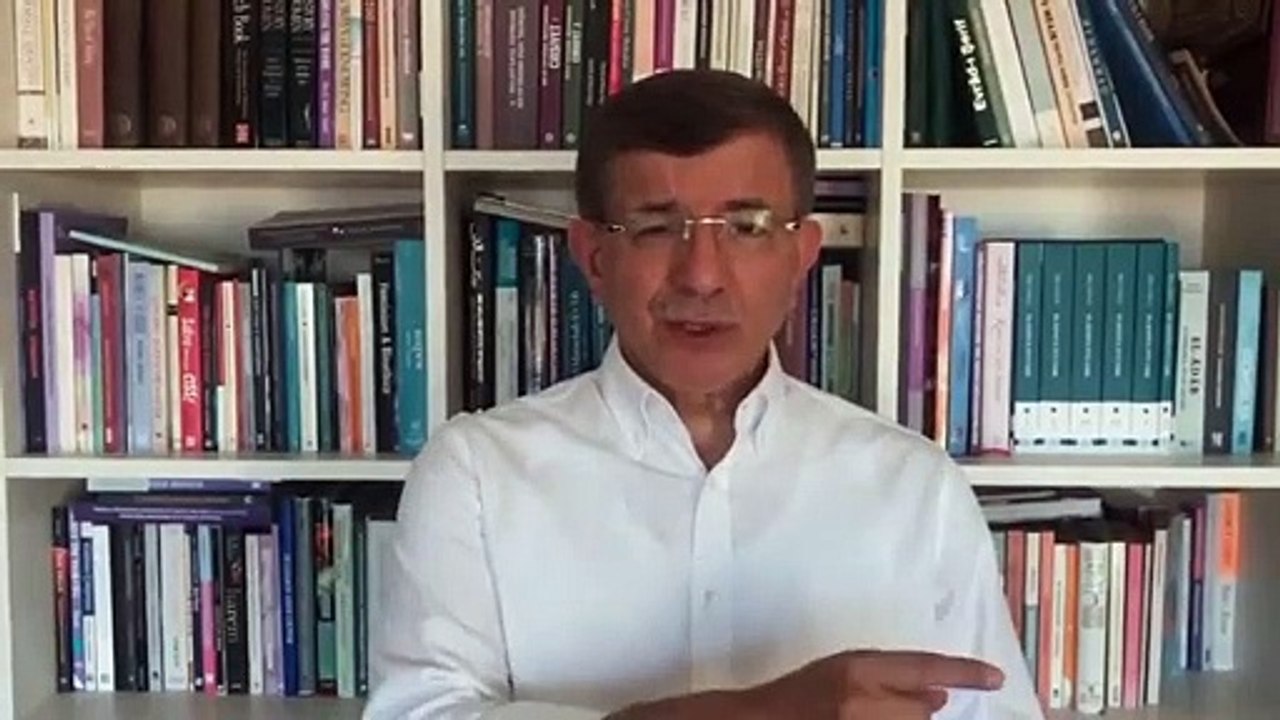 Davutoğlu’ndan sosyal medya düzenlemesine tepki: Denetimi bir baskıya dönüştürecek