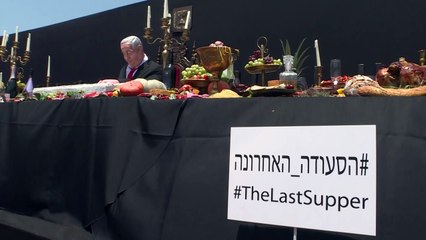 Israeli artist mocks Netanyahu in 'Last Supper' installation