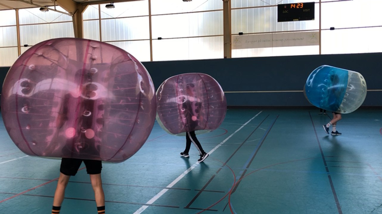 Partie de Bubble Foot organisée par la Maison des jeunes