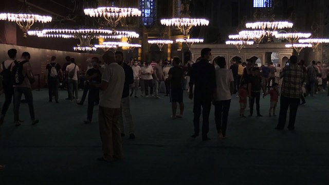 Ayasofya-i Kebir Cami-i Şerifi'ne ziyaretler sürüyor - İSTANBUL