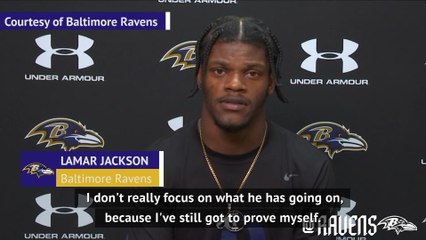 Скачать видео: Reigning NFL MVP Jackson not focused on Mahomes' record contract