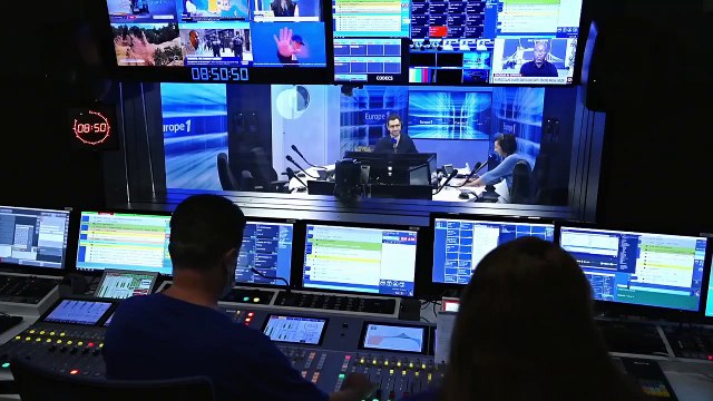 BEST OF - Daniel Cohn-Bendit critique Didier Raoult : C'est Patrick Sébastien avec un microscope ! (Canteloup)