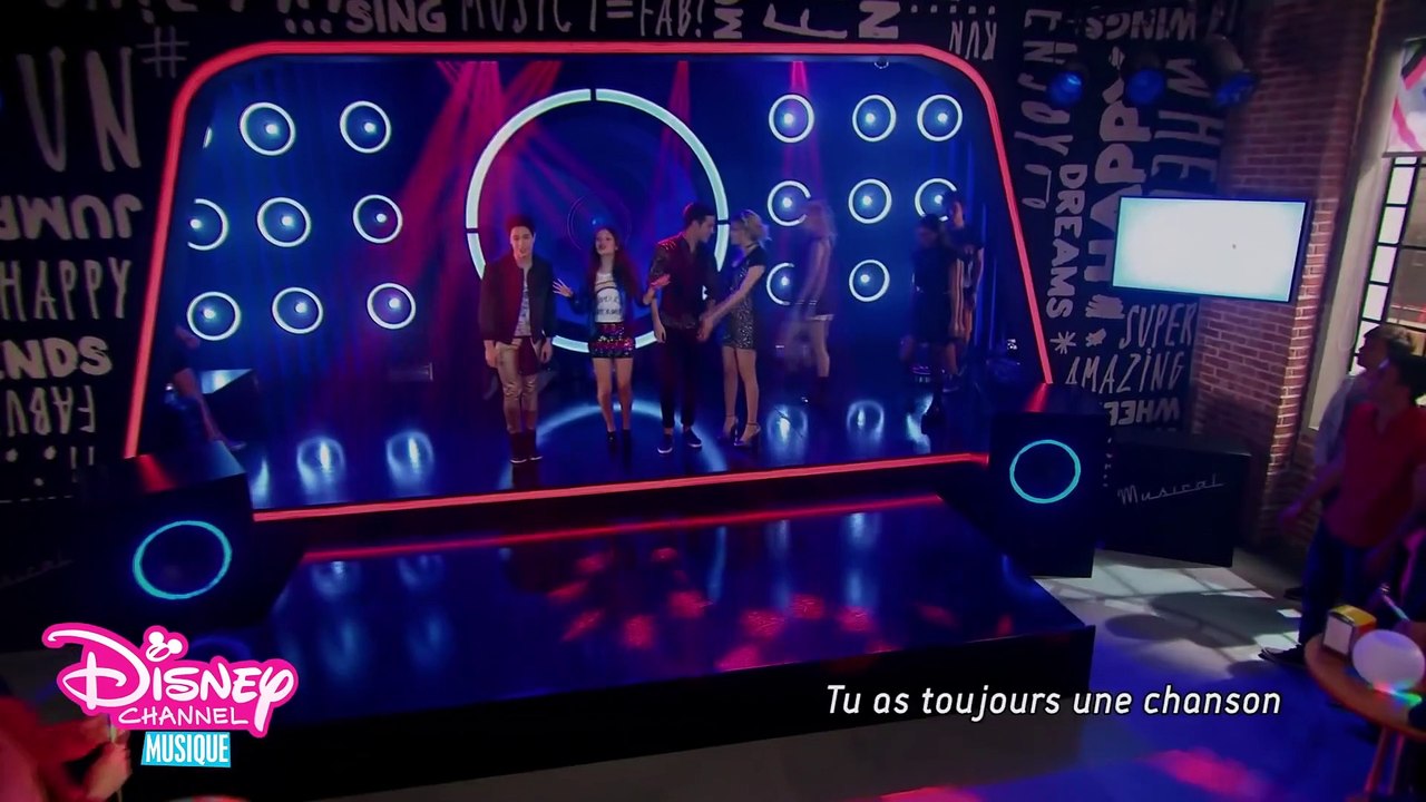 Soy Luna, s 2 - Chanson : "Valiente" (eps 20)