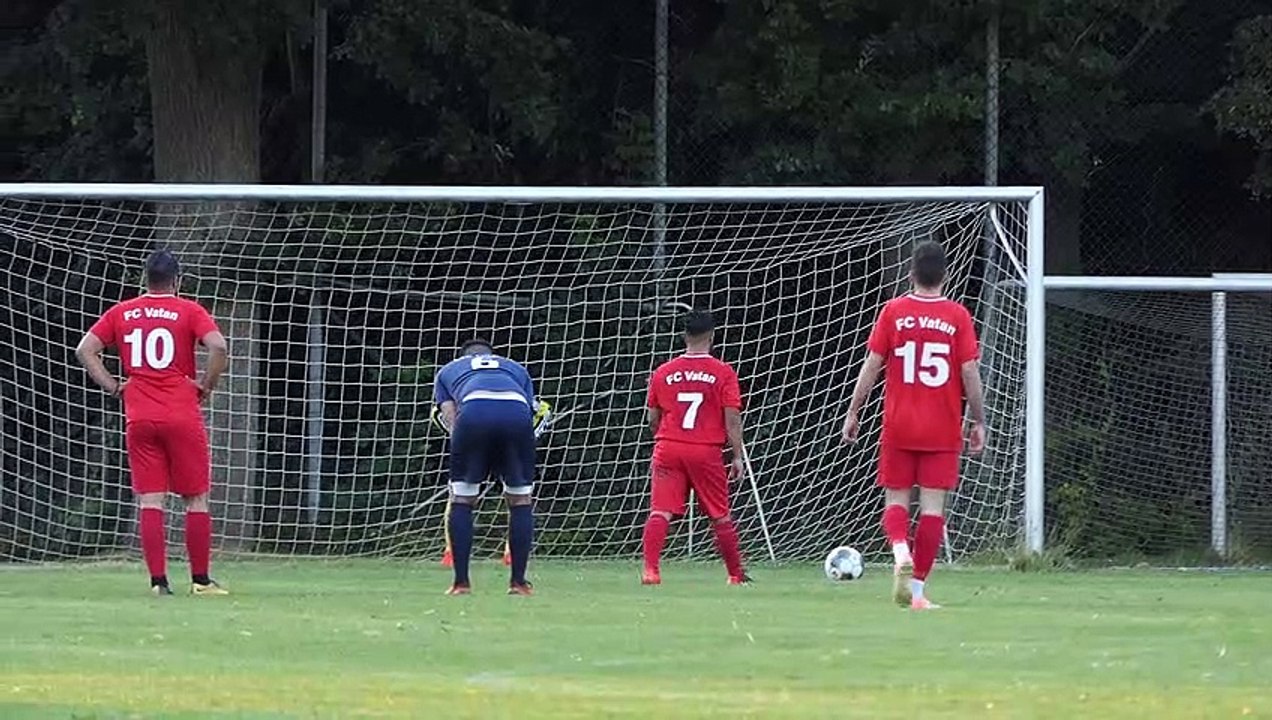 Der Ehrentreffer für Vatan Herzberg beim 1. FC Freiheit