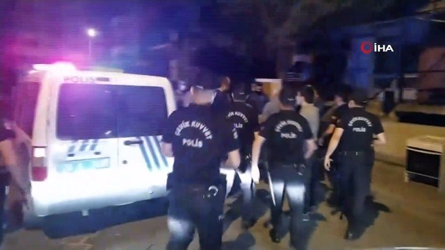 Düğünde çıkan kavgaya çevik kuvvet müdahale etti