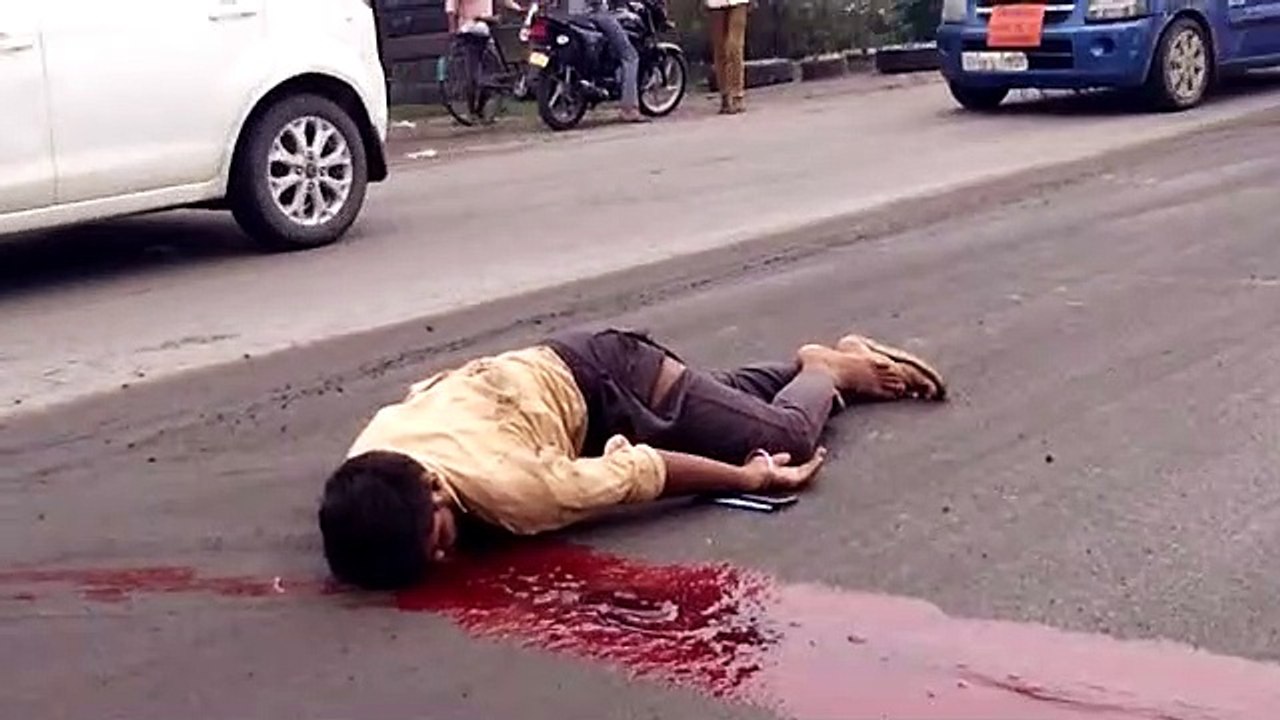 टैंकर ने स्कूटी सवार युवक को रौंदा, मौके पर हुई मौत