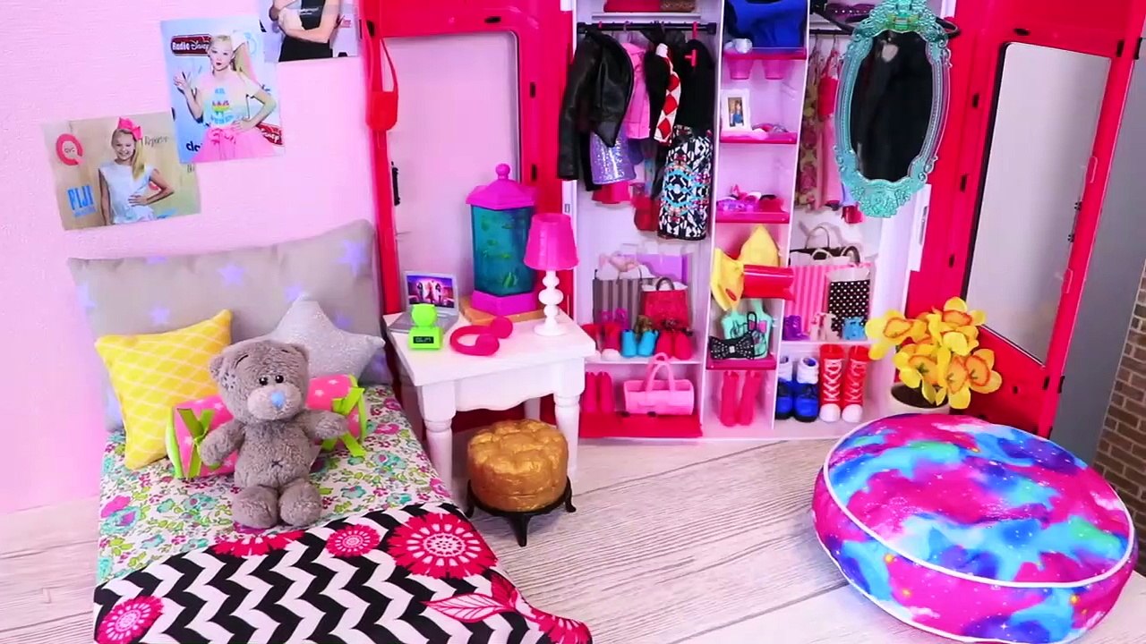 Baby Doll JoJo Siwa Morning Routine Dress up, Bathroom Toys ! video
