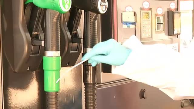 En busca del coronavirus en las superficies de Mieres, Asturias