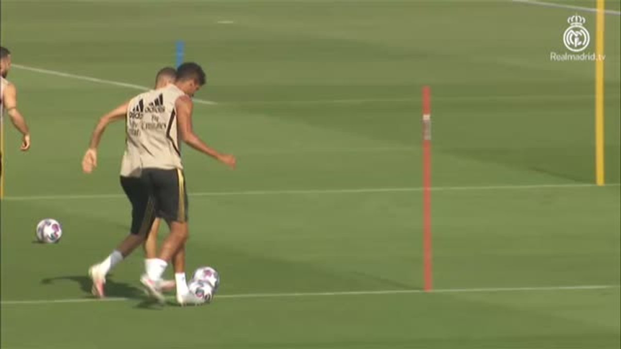 El Real Madrid trabaja la defensa y el ataque de cara a su partido contra el Manchester City