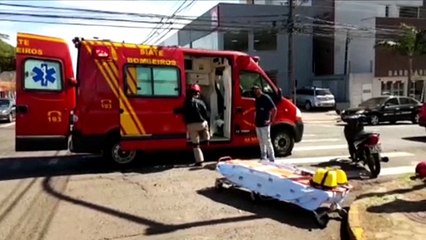 Carro e moto batem na Rua Recife e um se fere