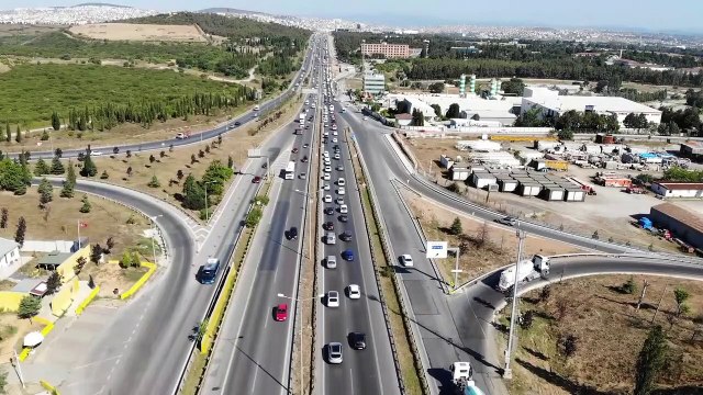 Tuzla’da Kurban Bayramı arefesinde trafik yoğunluğu