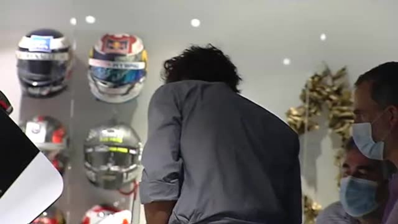 Los Reyes visitan el Museo y Circuito Fernando Alonso en Asturias