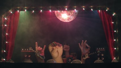 The Giraffes - Bubble Scum