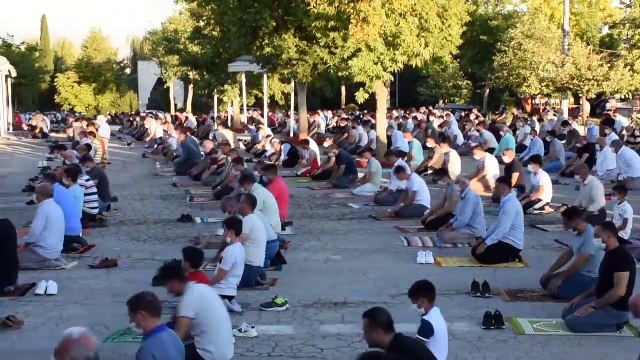 Kurban Bayramı namazı ve şehitlik ziyareti - MALATYA