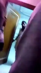 ਸਮਾਜ ਸੇਵਕ ਅੋਰਤ ਨਾਲ ਇਜ਼ਰਾਜ਼ਯੋਗ ਹਾਲਤ ਵਿਚ ਫੜਿਆ ਗਿਆ